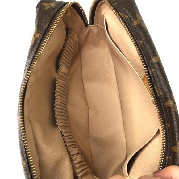 Authentic Louis Vuitton monogram crossbody bag - Picture 9 of 16